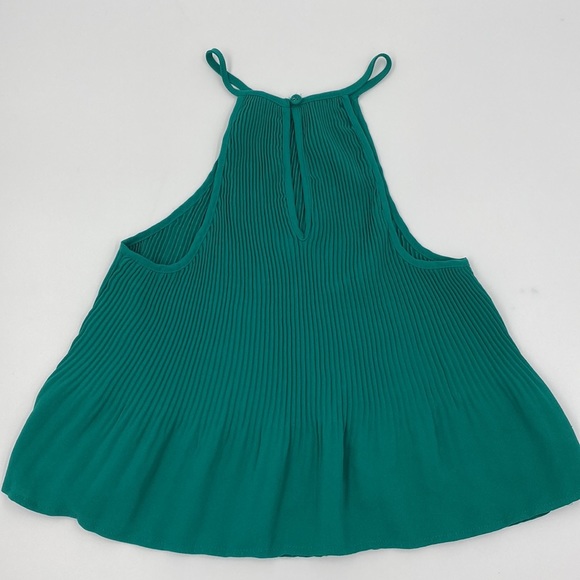 Forever 21 Teal Green Crop Top - Picture 4 of 4